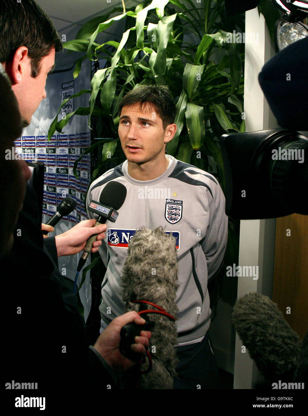Englands Frank Lampard während einer Pressekonferenz im Londoner Colney, Hertfordshire. Stockfoto