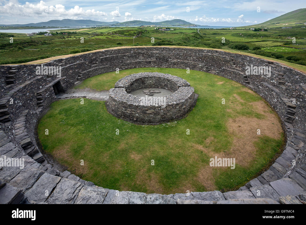 Cahergall Stone Fort in der Nähe von Cahirsiveen im Südwesten Irlands. Stockfoto