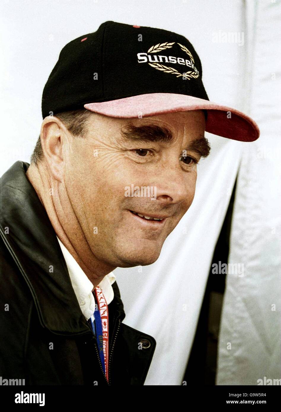 Nigel Mansell wird interviewt, während er sich auf den Weg macht Das