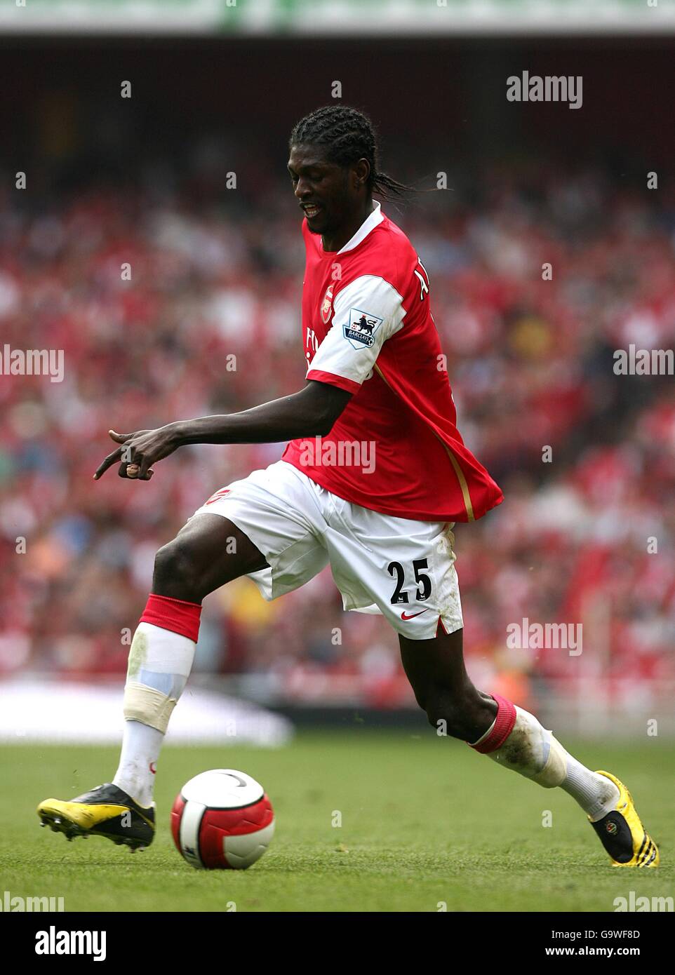 Fußball - FA Barclays Premiership - Arsenal gegen Fulham - Emirates Stadium. Emmanuel Adebayor, Arsenal Stockfoto