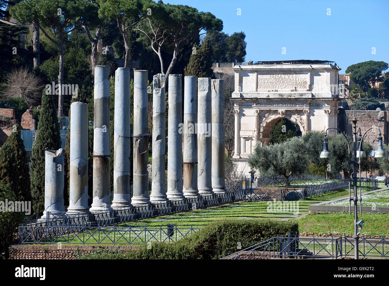 Bogen von Titus, Blick vom Kolosseum, Rom, Latium, Italien, Europa / Rom Stockfoto