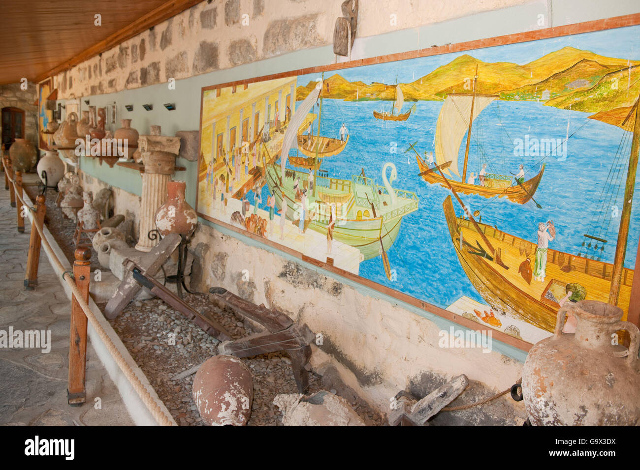 erholt, antike Amphoren und Malerei, Bodrum Museum für Unterwasser-Archäologie, Kastell St. Peter, Burg der Ritter von St. John, Bodrum, Mugla, Türkei, Asien Stockfoto