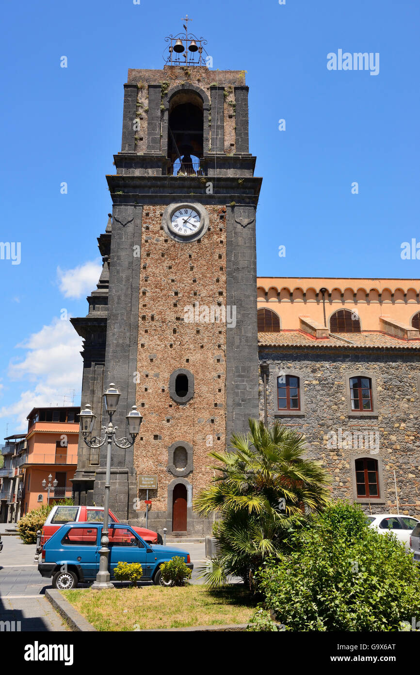 Bell Turm der Chiesa di San Nicola in Piazza San Nicola in Randazzo, Sizilien, Italien Stockfoto