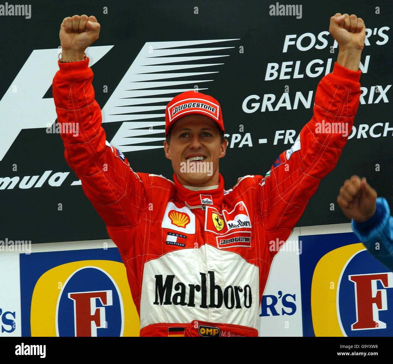 Der deutsche Michael Schumacher feiert seinen Sieg beim belgischen GP. Schumacher gewinnt zudem Alain Prost mit der größten Anzahl von Formel-1-Siegen in der Geschichte. Stockfoto