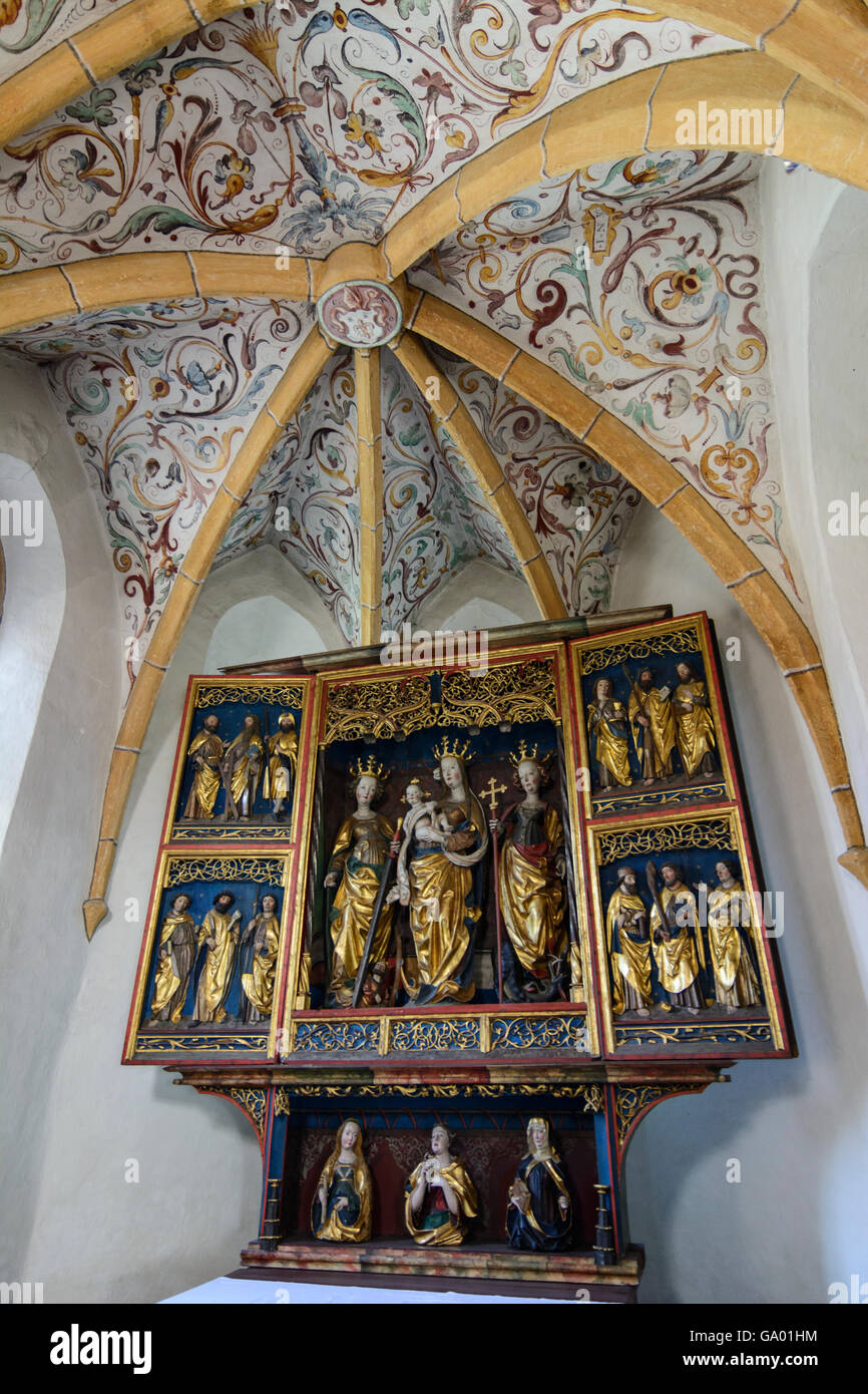 Ossiach Kloster: Stiftskirche: spätgotische geflügelte Altar in der Taufkapelle, Ossiach, Österreich, Kärnten, Kärnten, Stockfoto