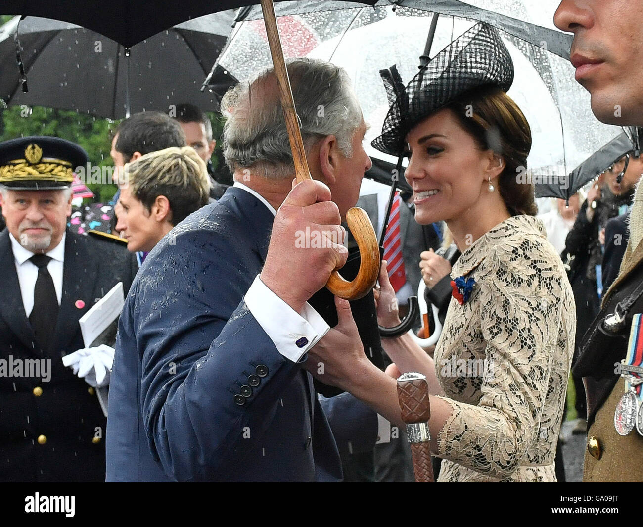 Die Herzogin von Cambridge und der Prince Of Wales während einer nationalen Festveranstaltung anlässlich der 100. Jahrestag des Beginns der Schlacht an der Somme. Stockfoto
