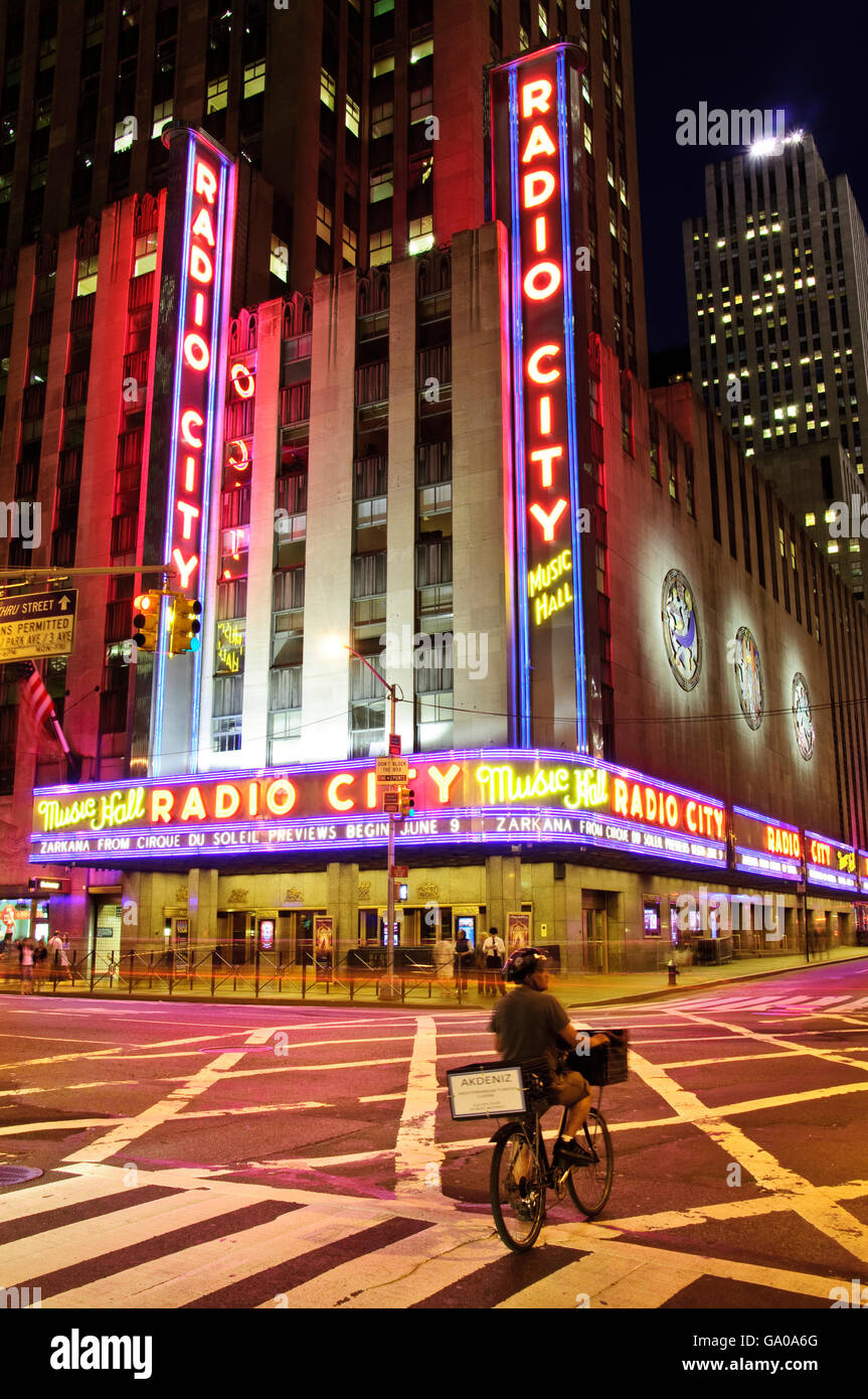 Radio City Musical Hall, Avenue of the Americas, 6th Ave, New York City, New York, USA Stockfoto