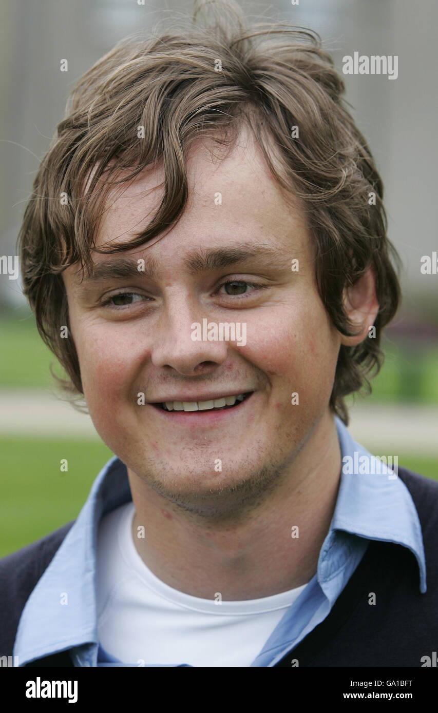 Tom Chaplin von der Band Keane während eines Charity Golf Classic im Gleneagles Hotel, mit Stars, die Geld für Cancer Research UK und Leukämie Research sammeln Stockfoto