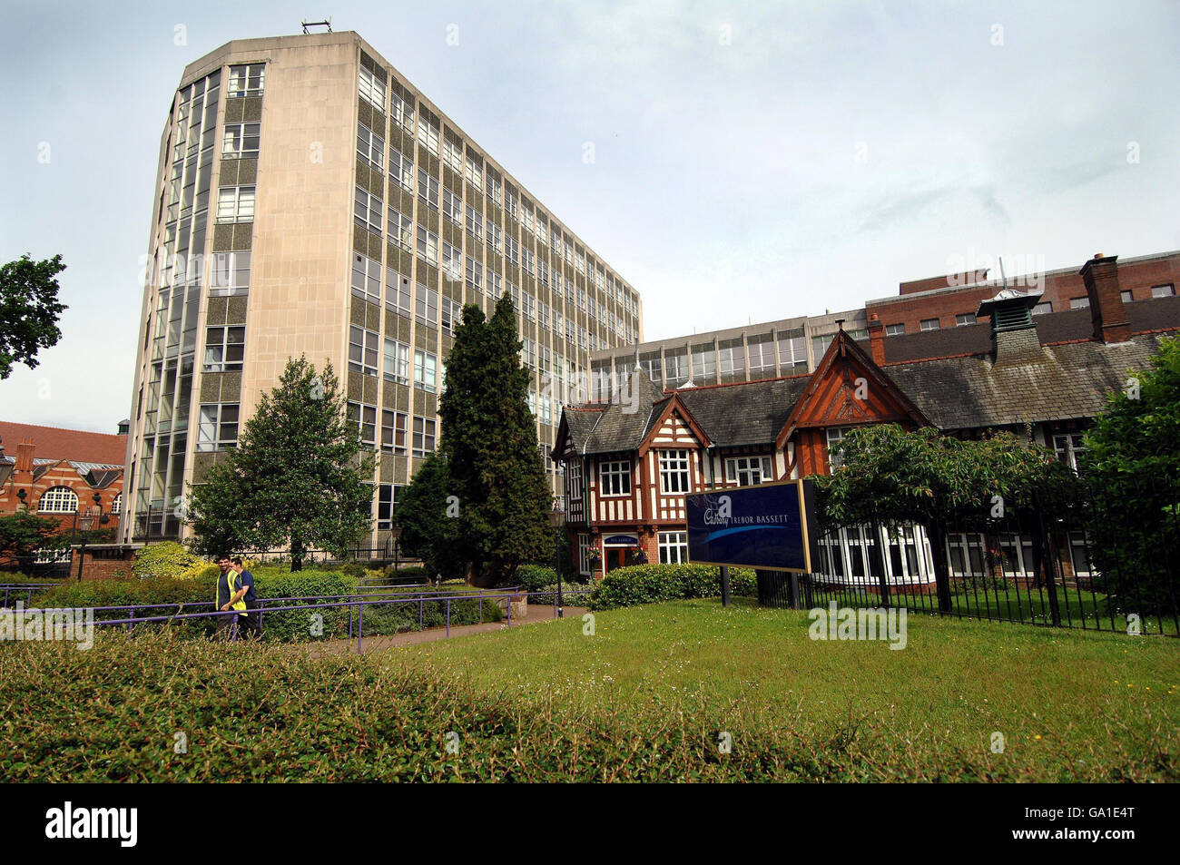 Gesamtansicht des Cadbury Schweppes Werks in Bournville, Birmingham heute. Stockfoto