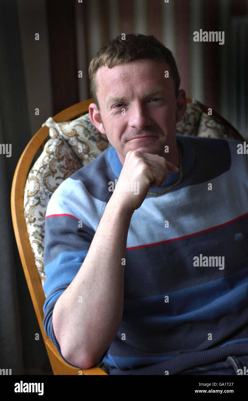 John Smeaton, ein Gepäckhandler, der nach dem Angriff auf einen der mutmaßlichen Terroristen am Flughafen Glasgow weltweit für Ruhm sorgte. Stockfoto