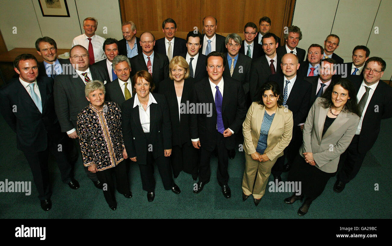 David cameron und das neue tory shadow cabinet -Fotos und -Bildmaterial
