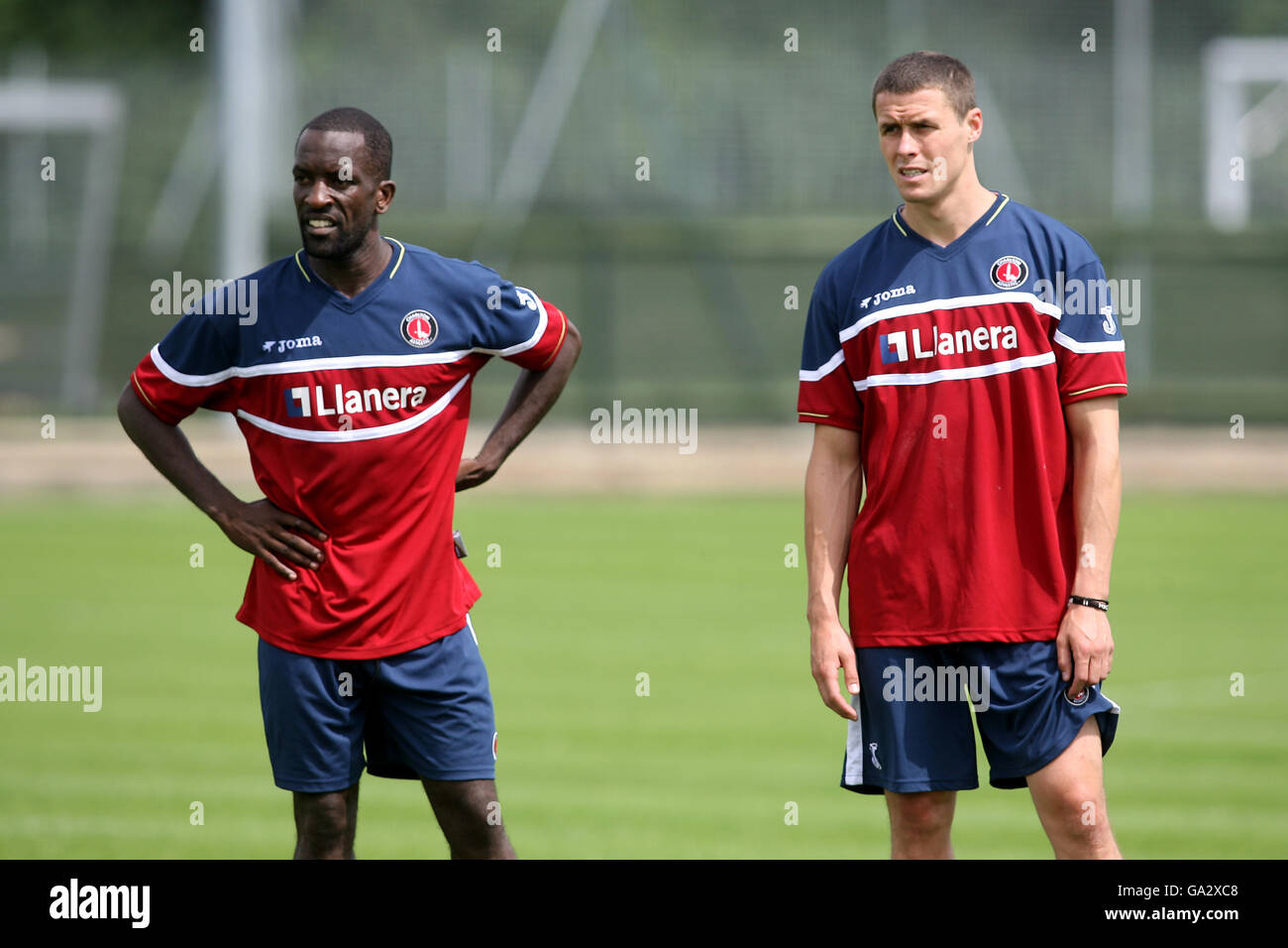 Fußball - Coca-Cola Football League Championship - Charlton Athletic Training - Spatzen Lane Stockfoto