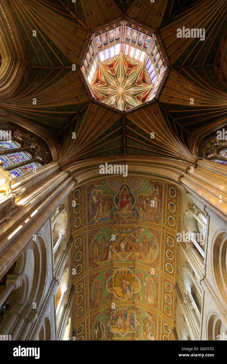 Ely Kathedrale innen, Laterne und Kirchenschiff, Cambridgeshire England GB UK Stockfoto