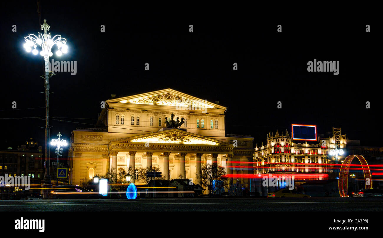Nachtansicht des Bolschoi-Theater in Moskau, Russland Stockfoto