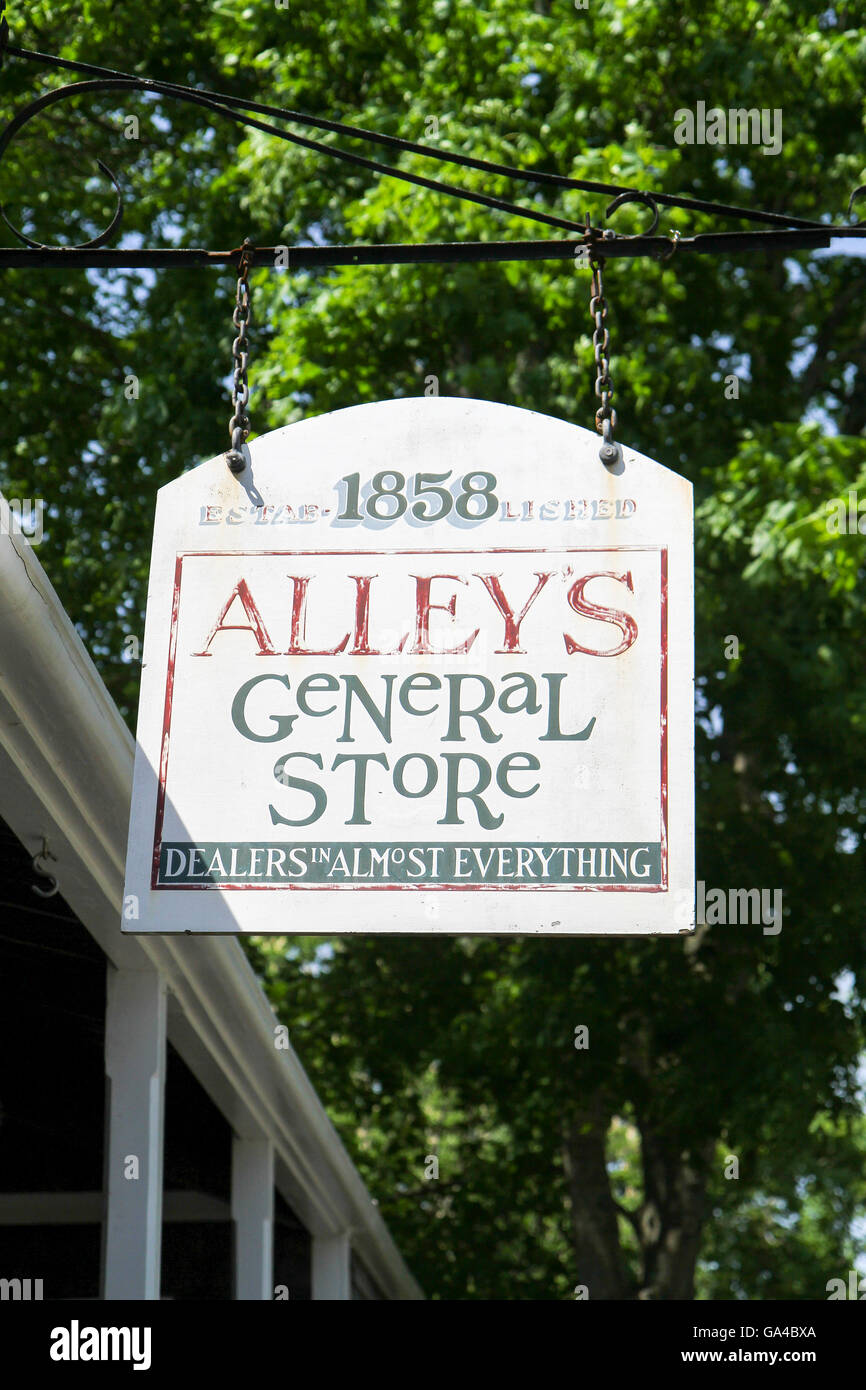 Melden Sie sich für Alley es General Store, West Tisbury, Martha's Vineyard, Massachusetts Stockfoto