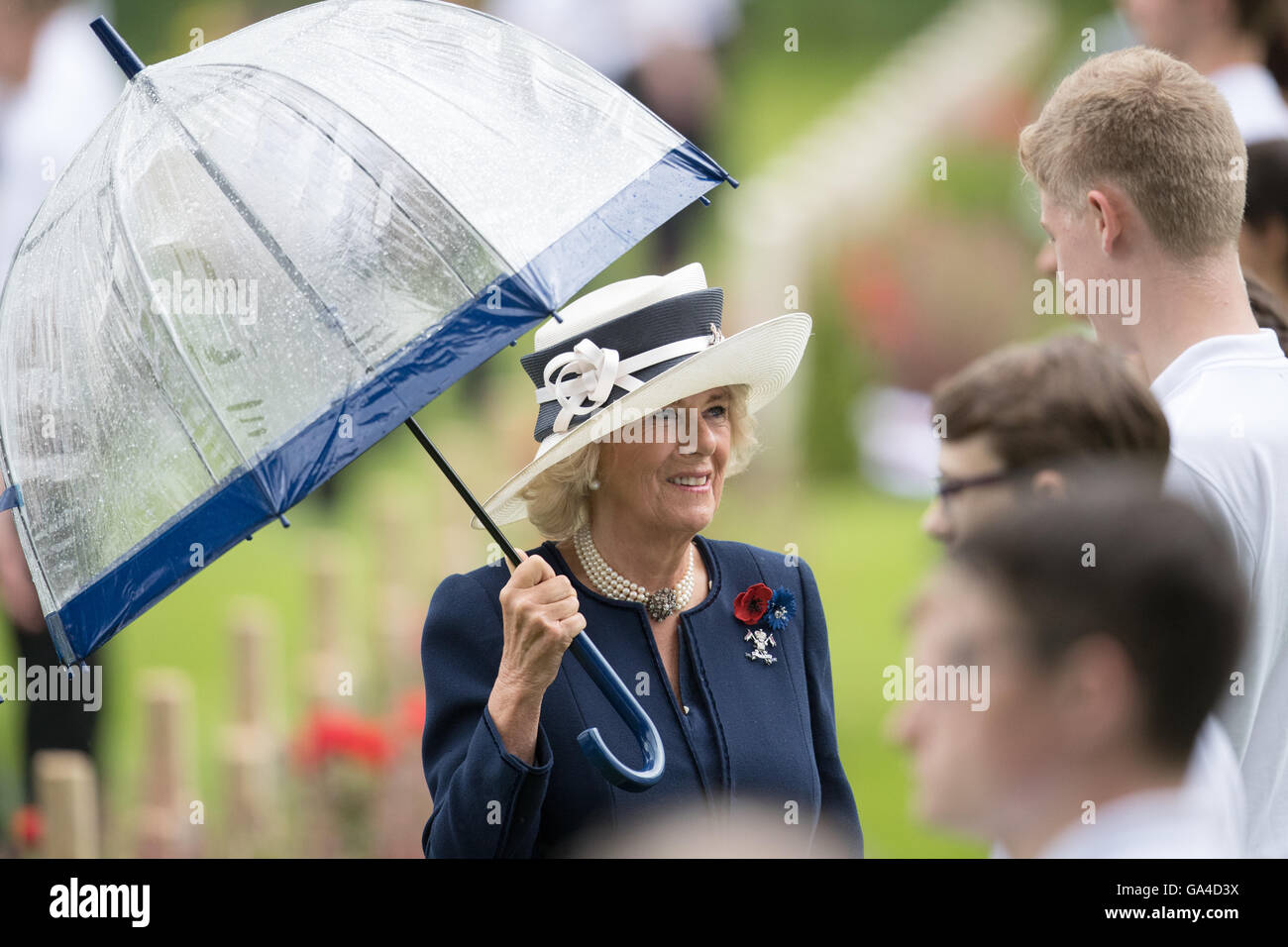 Großbritanniens Camilla, Herzogin von Cornwall, besucht den 100. Jahrestag der Schlacht an der Somme bei Thiepval in Nordfrankreich Stockfoto