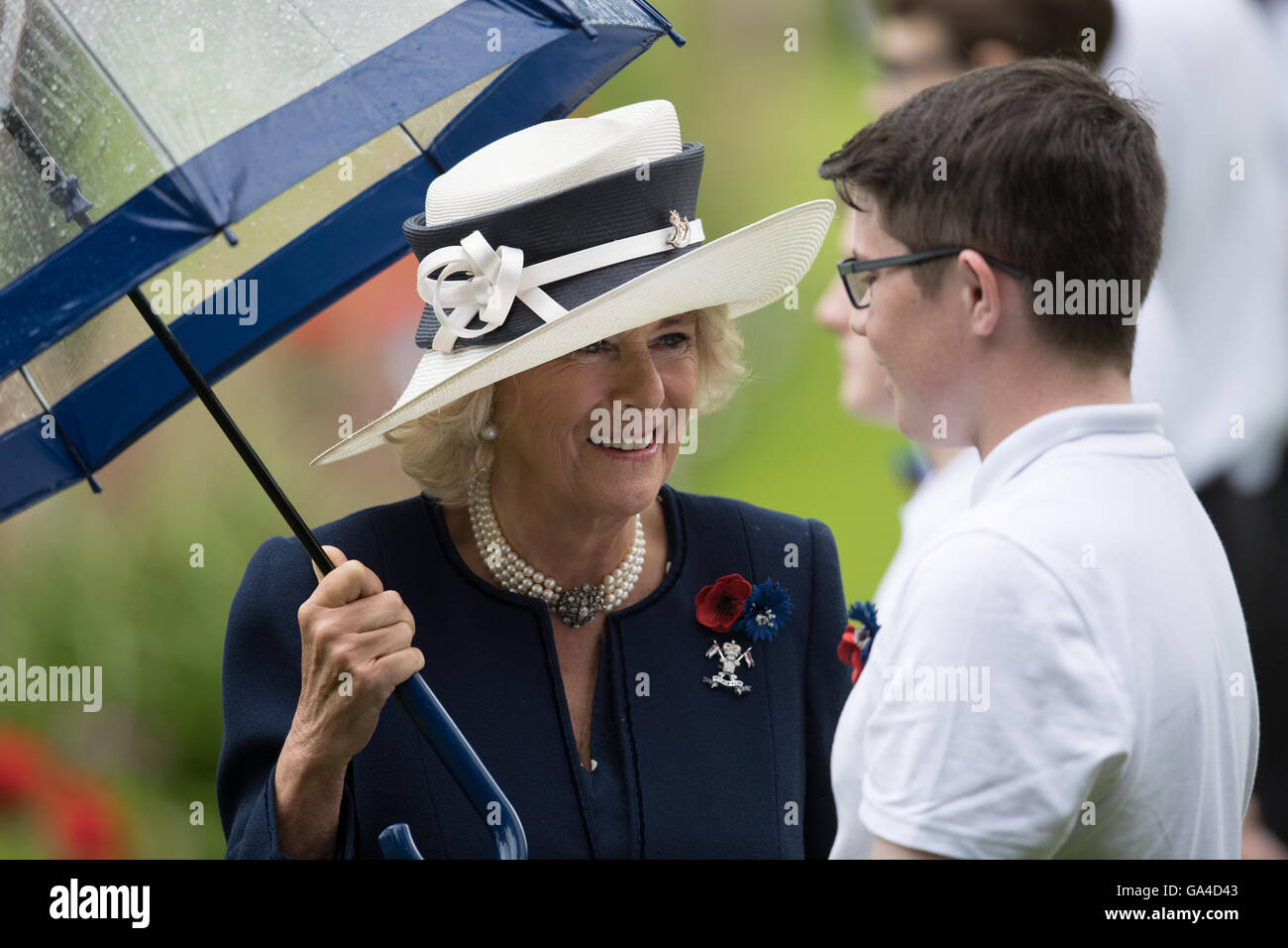 Großbritanniens Camilla, Herzogin von Cornwall, besucht den 100. Jahrestag der Schlacht an der Somme bei Thiepval in Nordfrankreich Stockfoto