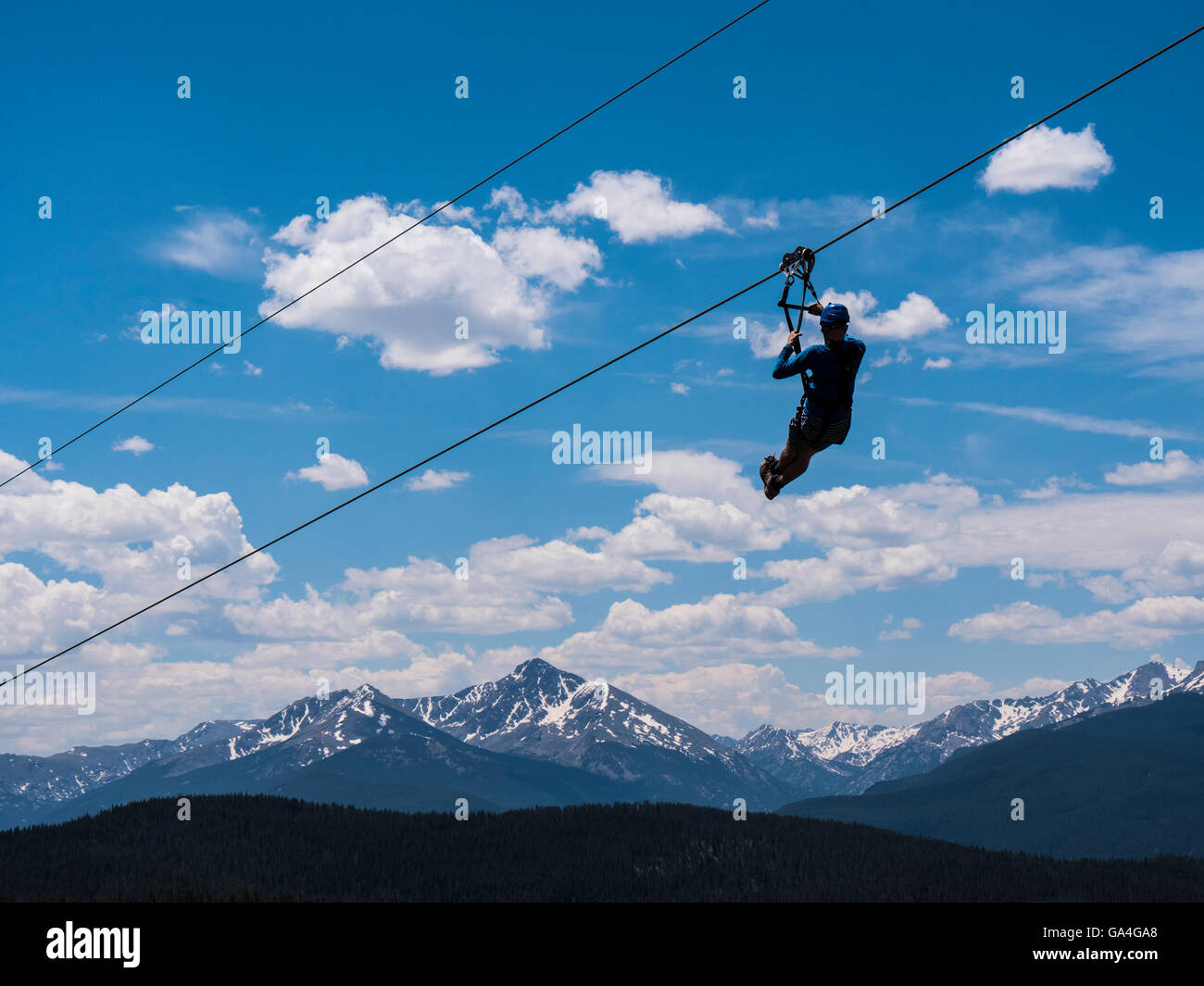 Spiel Creek Antenne Abenteuer Canopy Tour Zipline, Epic Entdeckerzentrum Adlers Nest, Vail Ski Resort, Vail, Colorado. Stockfoto
