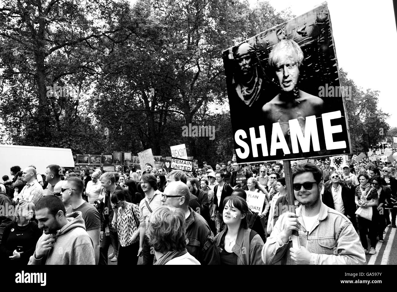 Tausende von Demonstranten besuchte den Marsch für Europa Rallye in London, ihre Unzufriedenheit bei Austritt zu äußern. Stockfoto