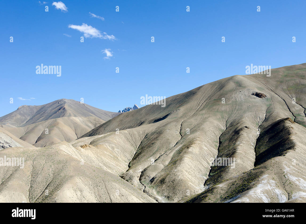 Dürren Berge, Himalaya, Namikala Pass, in der Nähe von Lamayuru, Leh, Srinagar Straße, Ladakh, Jammu und Kaschmir, Indien. Stockfoto