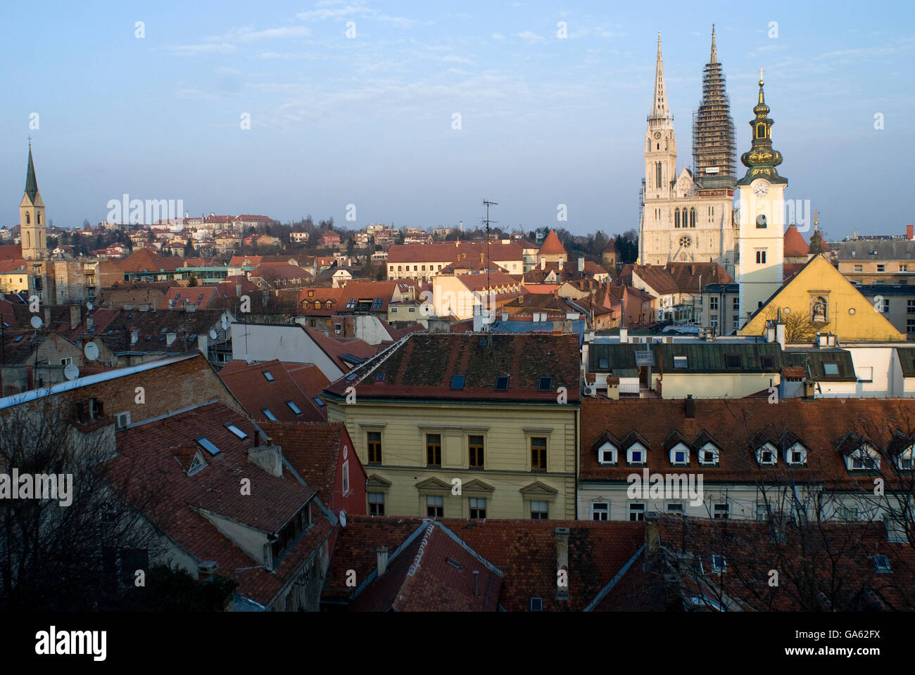 Kathedrale von Zagreb und das Panorama von Zagreb, Kroatien Stockfoto