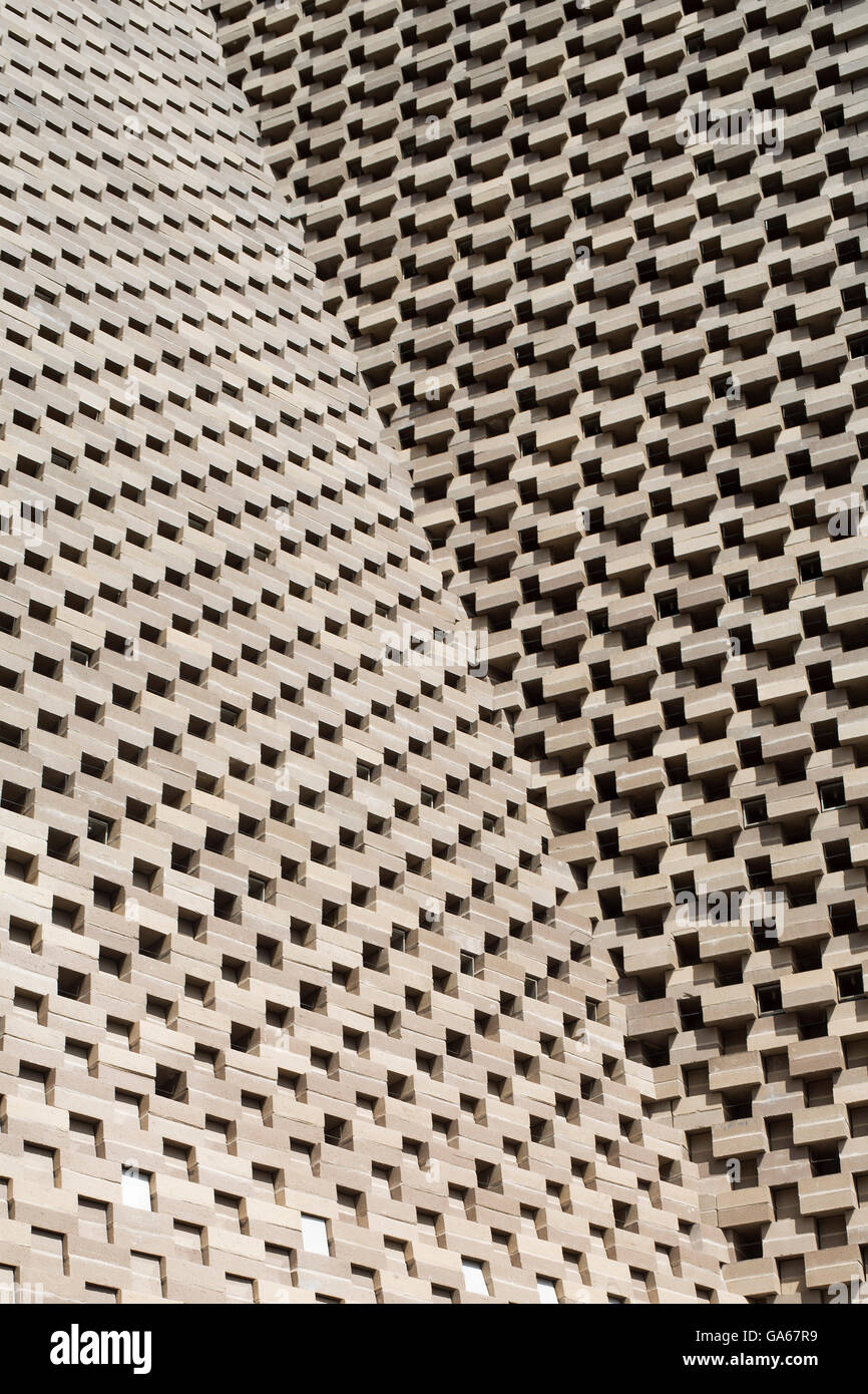Detailansicht der Ziegel Detaillierung. Schalten Sie Haus Tate Modern, London, Vereinigtes Königreich. Architekten: Herzog und De Meuron, 2016. Stockfoto