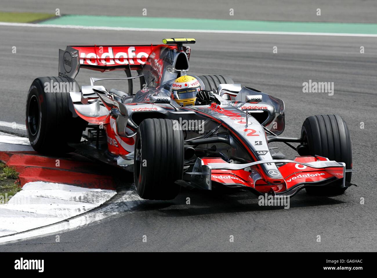 Formel-1-Motorsport - Großer Preis Europas - Rennen - Nürburgring. Lewis Hamilton von McLaren beim Grand Prix der Europäischen Formel 1 auf dem Nürburgring. Stockfoto