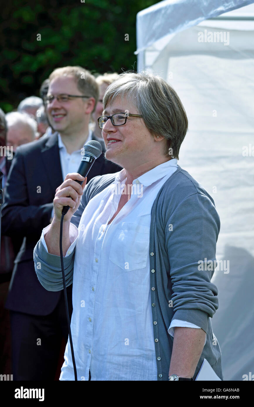 Caroline Russell Green Party Mitglied der London Assembly und Islington Stadtrat anlässlich der sagen Nein zu Hassverbrechen Stockfoto