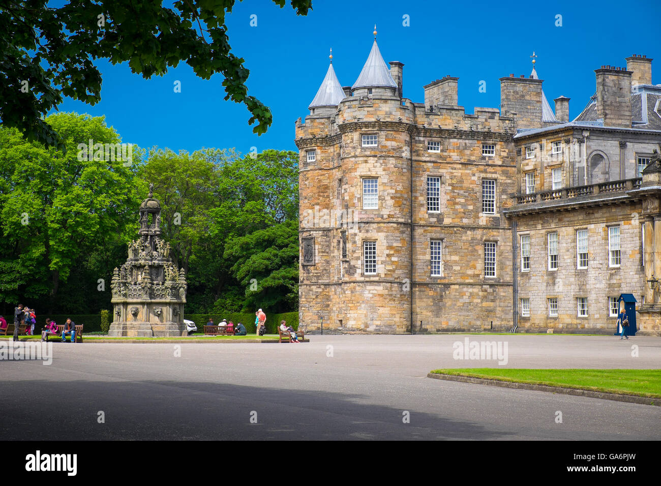 schöne Altstadt von Edinburgh in Schottland Stockfoto