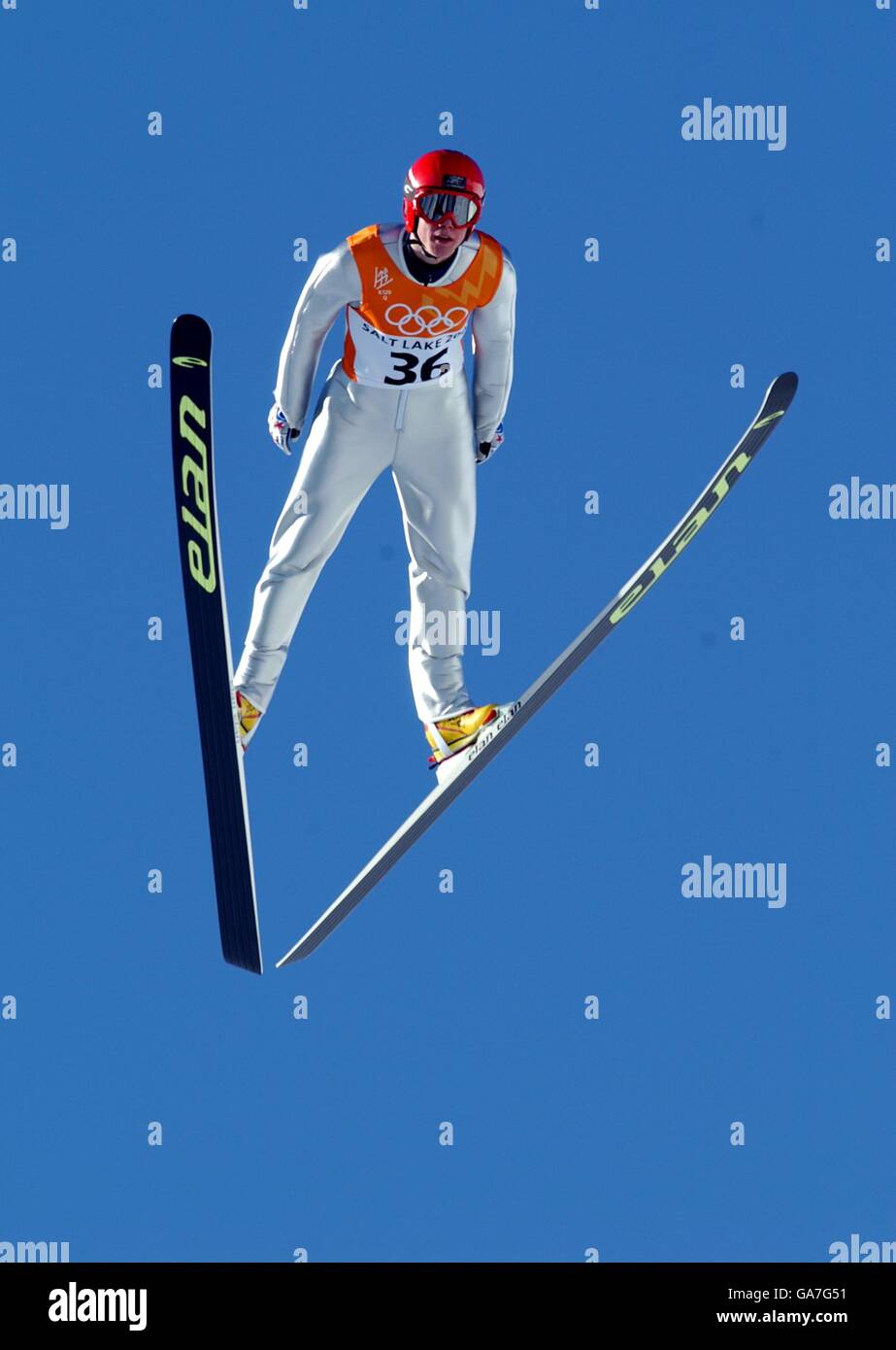 Olympische Winterspiele - Salt Lake City 2002 - Skispringen - individuell K120. Norwegens anders Bardal im Flug auf der K120-Schanze Stockfoto