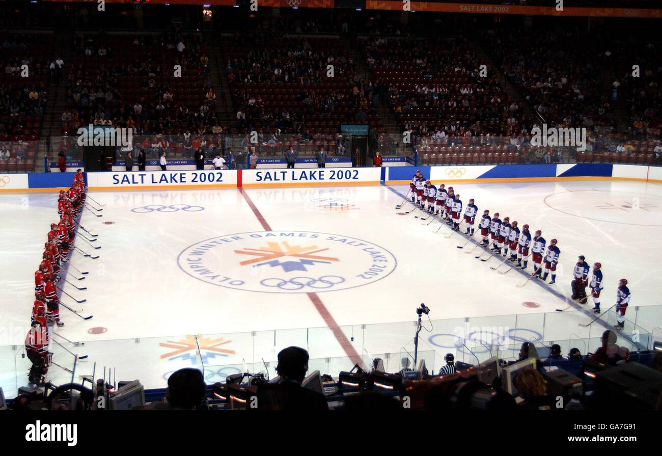 Winter Olympiade - Salt Lake City 2002 - Frauen Eishockey - Russland-Kanada Stockfoto