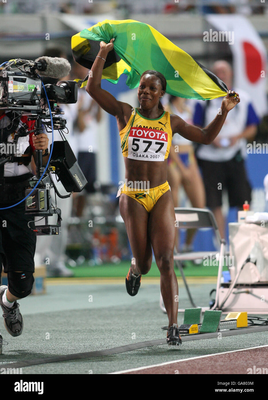 Nach langer Wartezeit wird Jamaikas Veronica Campbell zum Sieger in der Frauen 100m auf einem Foto-Finish Stockfoto