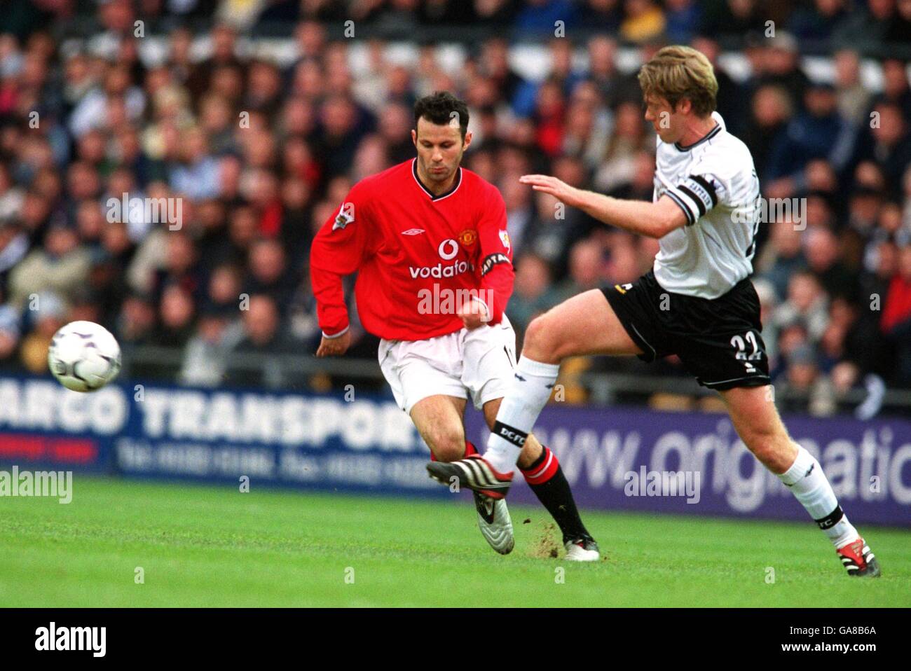 Fußball - FA Barclaycard Premiership - Derby County gegen Manchester United Stockfoto