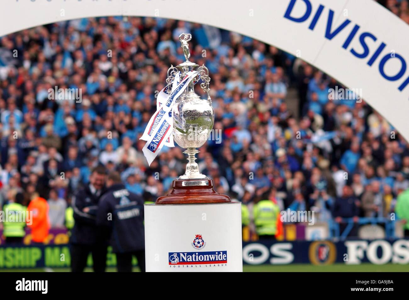 Fußball - Nationwide League Division One - Manchester City / Portsmouth. Die Nationwide First Division Championship Trophy Stockfoto