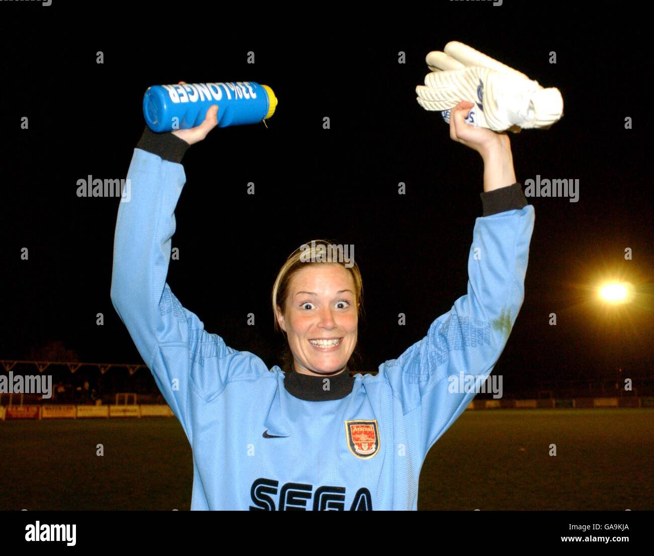 Emma Byrne von Arsenal Ladies feiert den Sieg in der Premier League der Frauen Titel Stockfoto