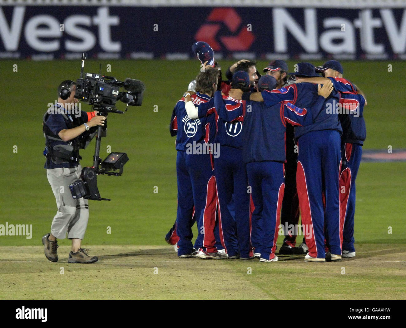 Cricket - NatWest Pro40 League Division Two - Surrey V Somerset - The Brit Oval. Somerset feiert den Sieg im NatWest Pro40 League Division Two Spiel beim Brit Oval in London. Stockfoto