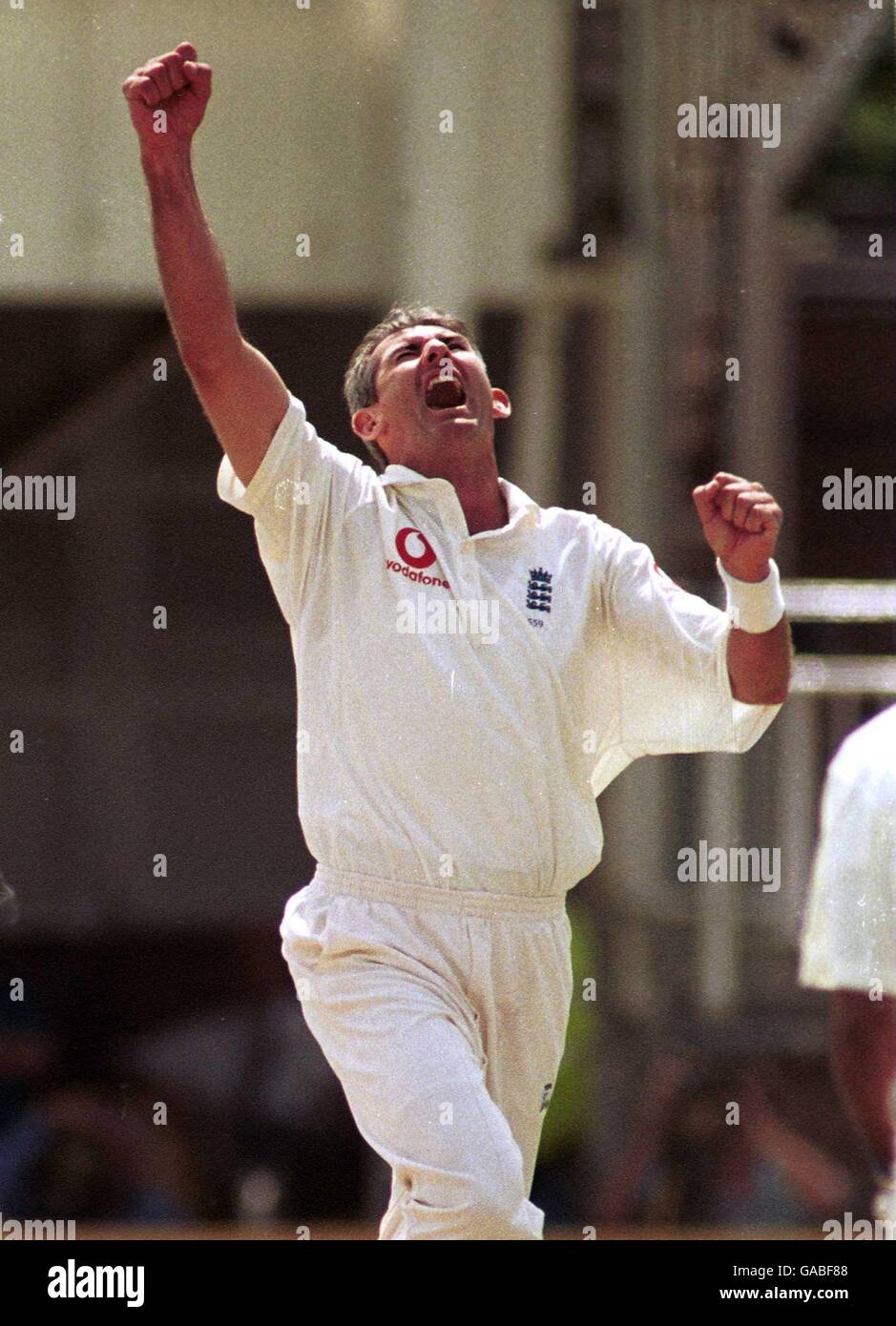 Cricket - England - Sri Lanka - Zweiter npower Test - Vierter Tag. Der englische Andrew Caddick feiert das Wicket von Aravinda De Silva aus Sri Lanka Stockfoto