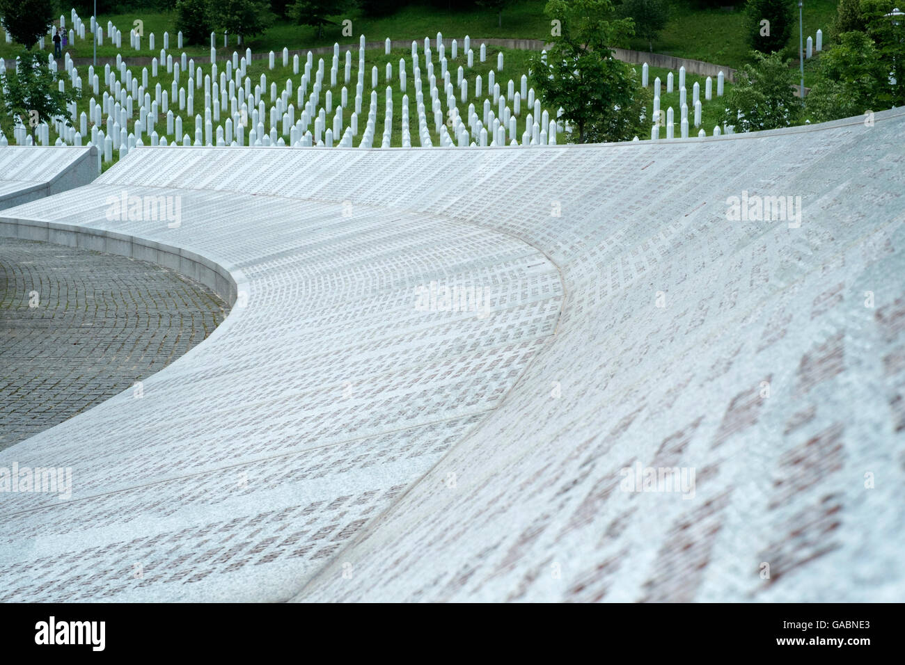 Srebrenica-Potocari Denkmal und Friedhof für die Opfer des Völkermords an den 1995 in Bosnien-Herzegowina. Stockfoto