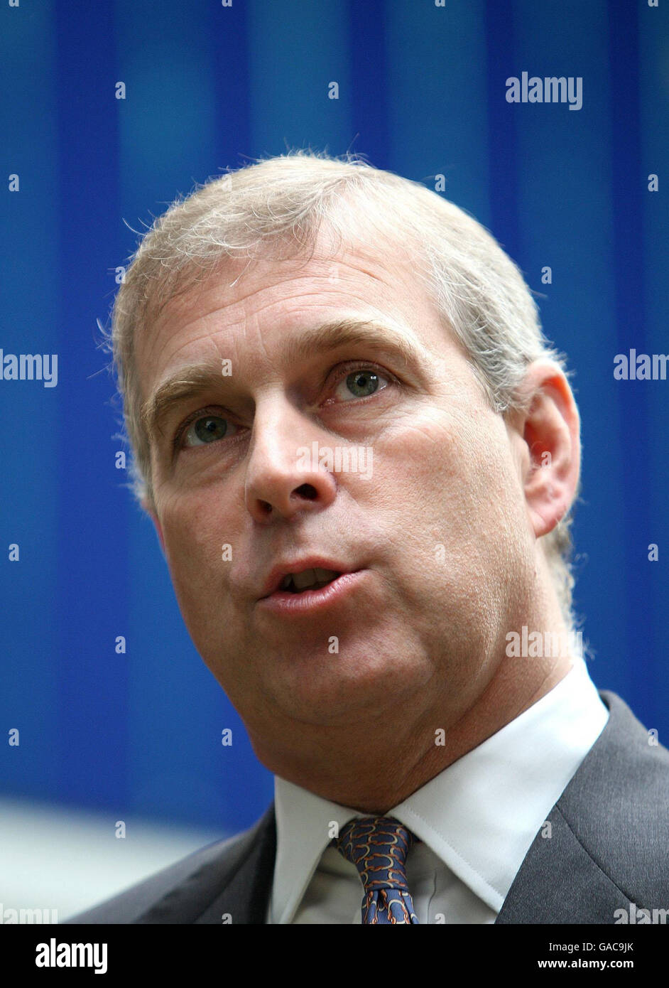 Der Herzog von York besucht die Büros unschuldiger Smoothies im Westen Londons. Stockfoto