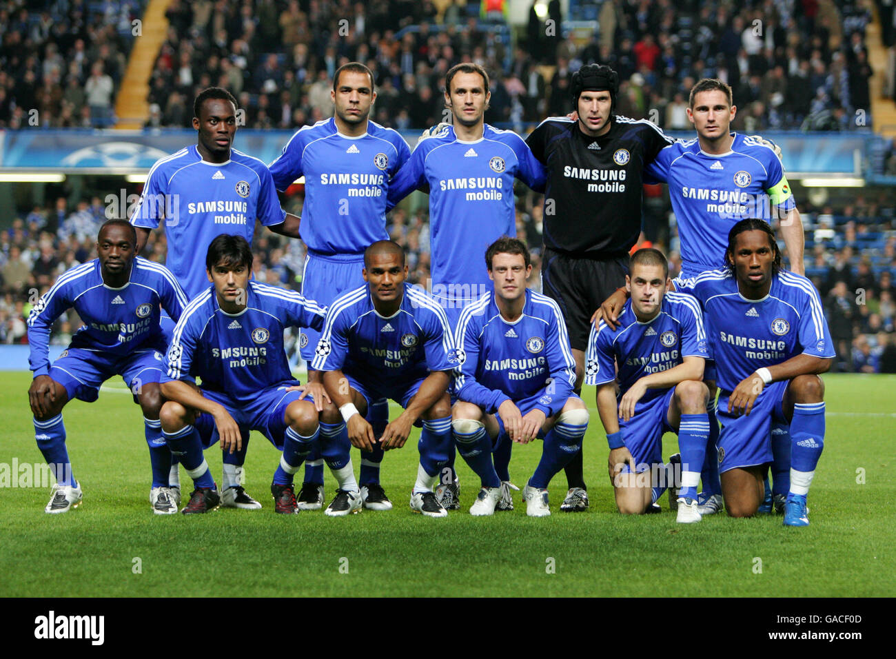 Fußball - UEFA Champions League - Gruppe B - Chelsea gegen Schalke 04 - Stamford Bridge. Chelsea-Mannschaftsgruppe Stockfoto
