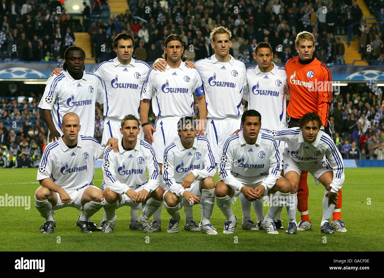 Fußball - UEFA Champions League - Gruppe B - Chelsea gegen Schalke 04 - Stamford Bridge. Schalke 04 Teamgruppe Stockfoto