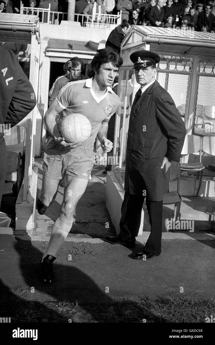 Sport - Fußball - erste Division - Saison 1978/1979 - Arsenal gegen Manchester City - Daves Watson. Dave Watson steht in dieser Saison für den Manchester City Football Club der ersten Division an. Stockfoto