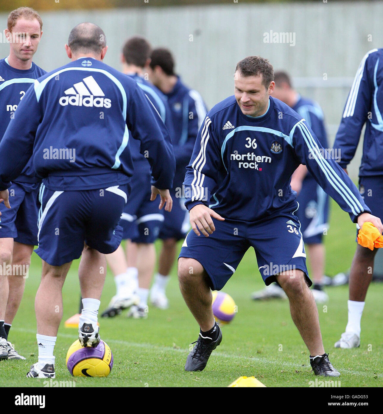 Mark Viduka von Newcastle United während einer Trainingseinheit auf ihrem Trainingsgelände in Longbenton, Newcastle. Stockfoto
