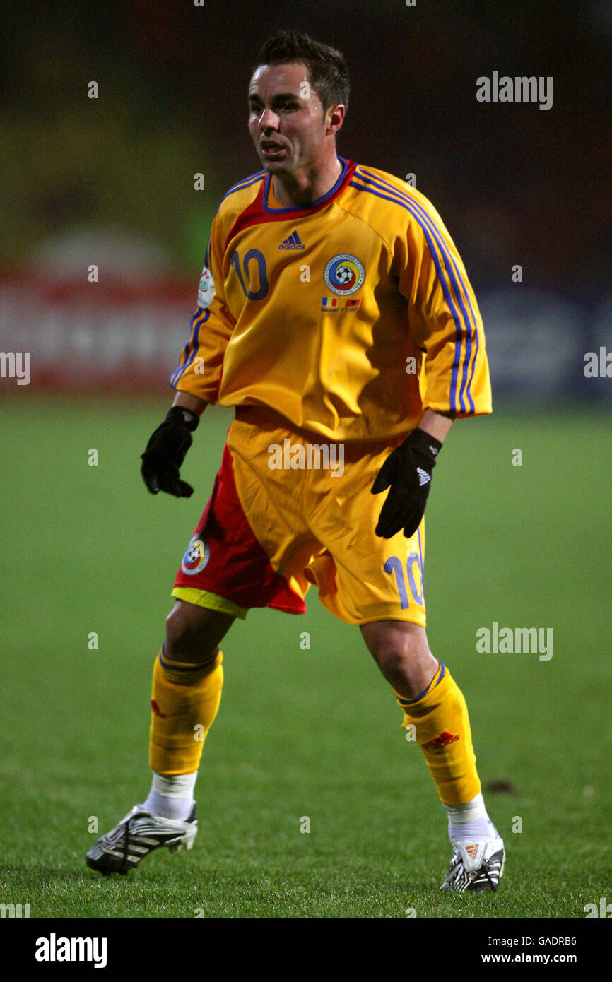 Fußball - UEFA-Europameisterschaft 2008 Qualifikation - Gruppe G - Rumänien - Albanien - Lia Manoliu. Florentin Petre, Rumänien Stockfoto