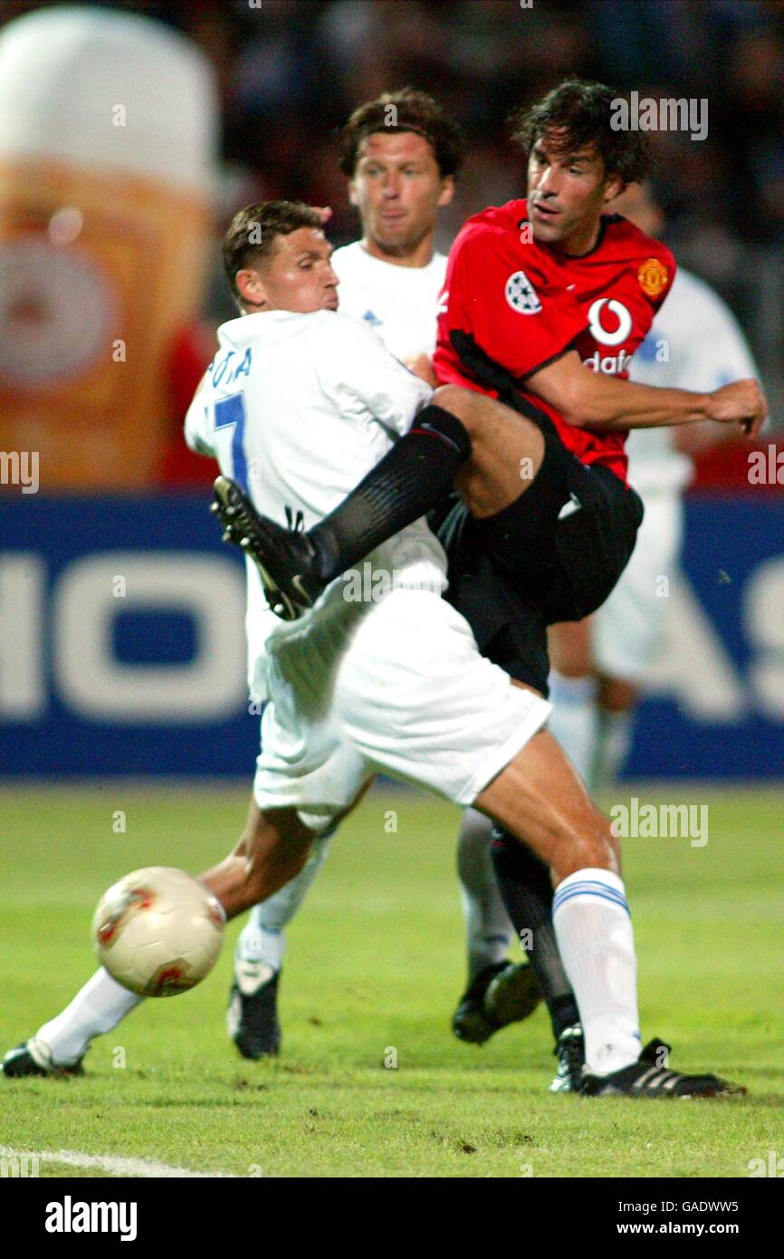 Ruud Van Nistelrooy von Manchester United versucht einen Torschuss Stockfoto