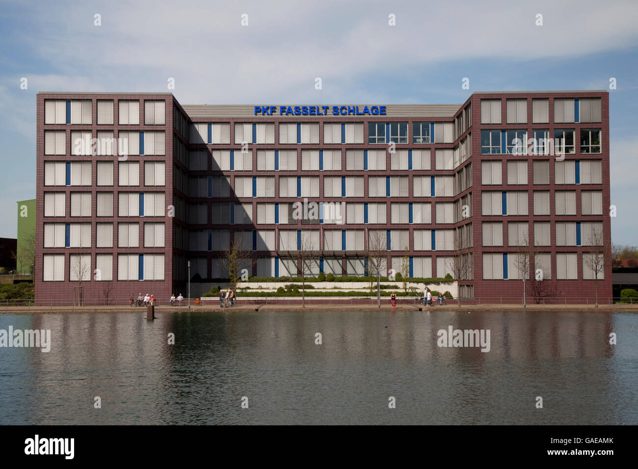 PKF Fasselt Schlage Bürogebäude, Innenhafen Hafen, Duisburg, Ruhrgebiet Bereich, North Rhine-Westphalia Stockfoto