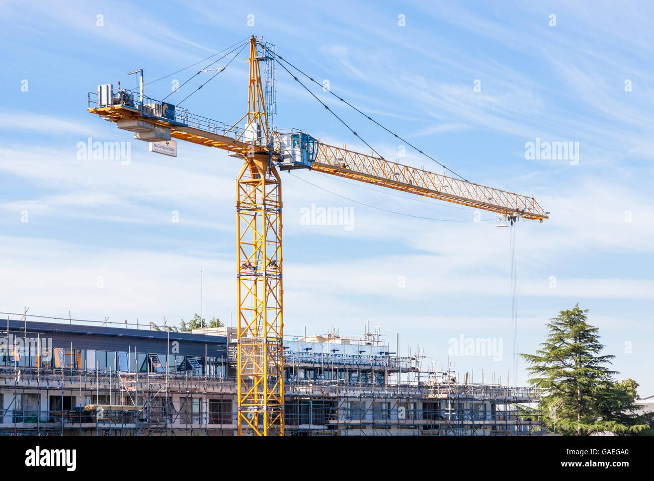 Gebäude arbeiten. Baustelle mit Tower Crane, Nottinghamshire, England, Großbritannien Stockfoto