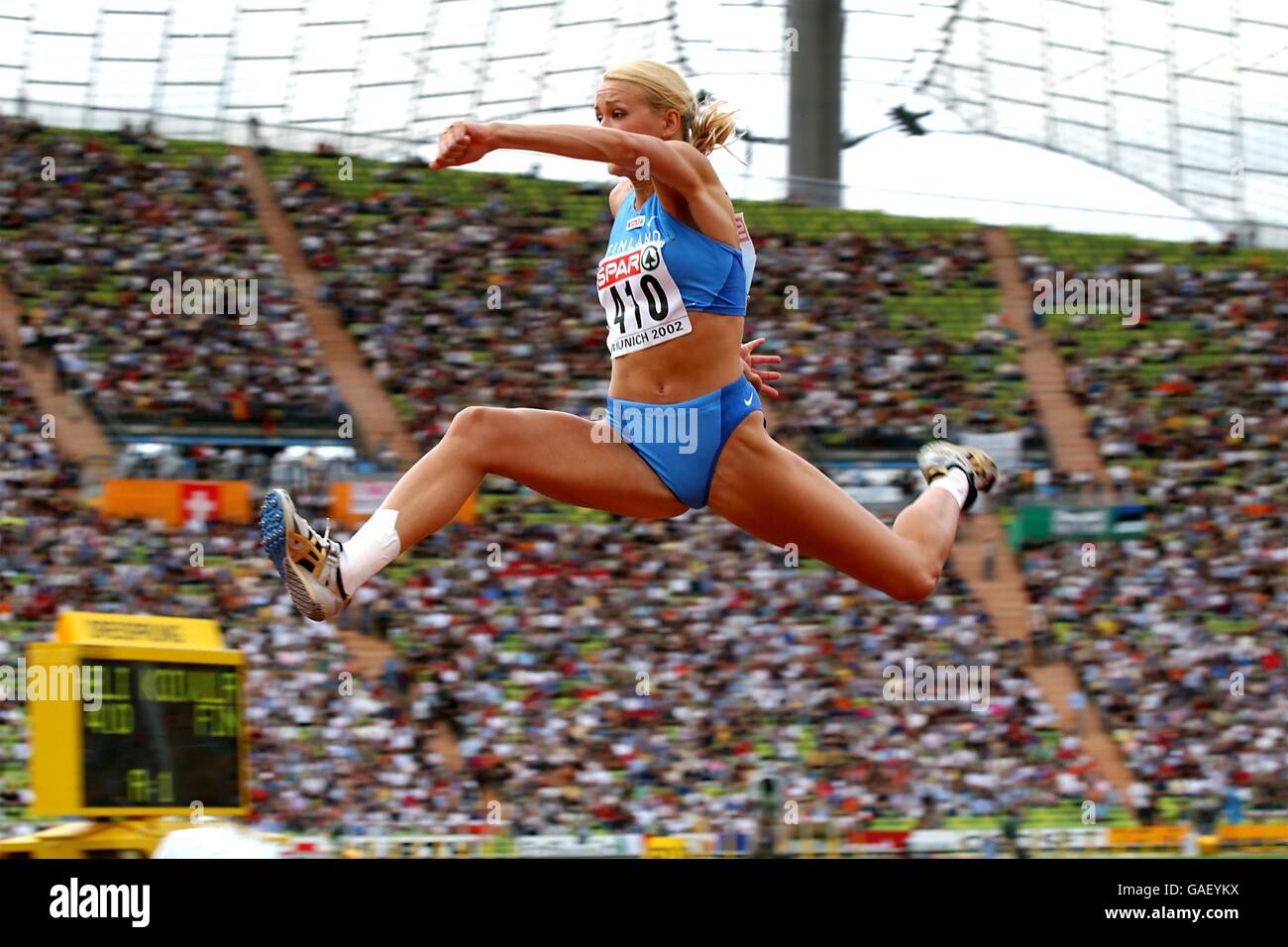 Die finnische Heli Koivula auf dem Weg zur Silbermedaille Im Frauen-Dreisprung Stockfoto