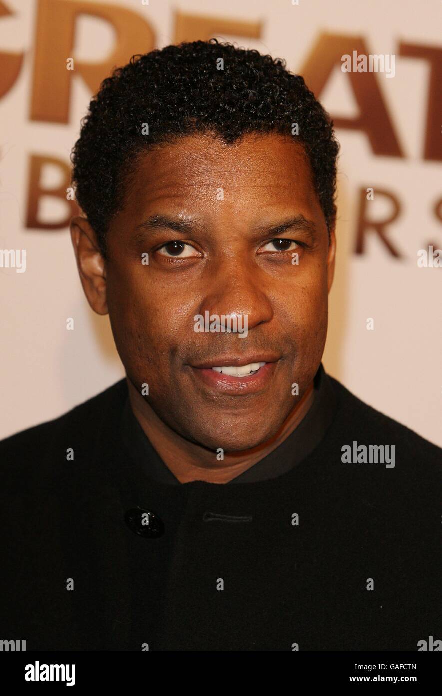 Denzel Washington kommt zur Premiere von The Great Debaters im Arclight Cinerama Dome in Hollywood, Los Angeles. Stockfoto