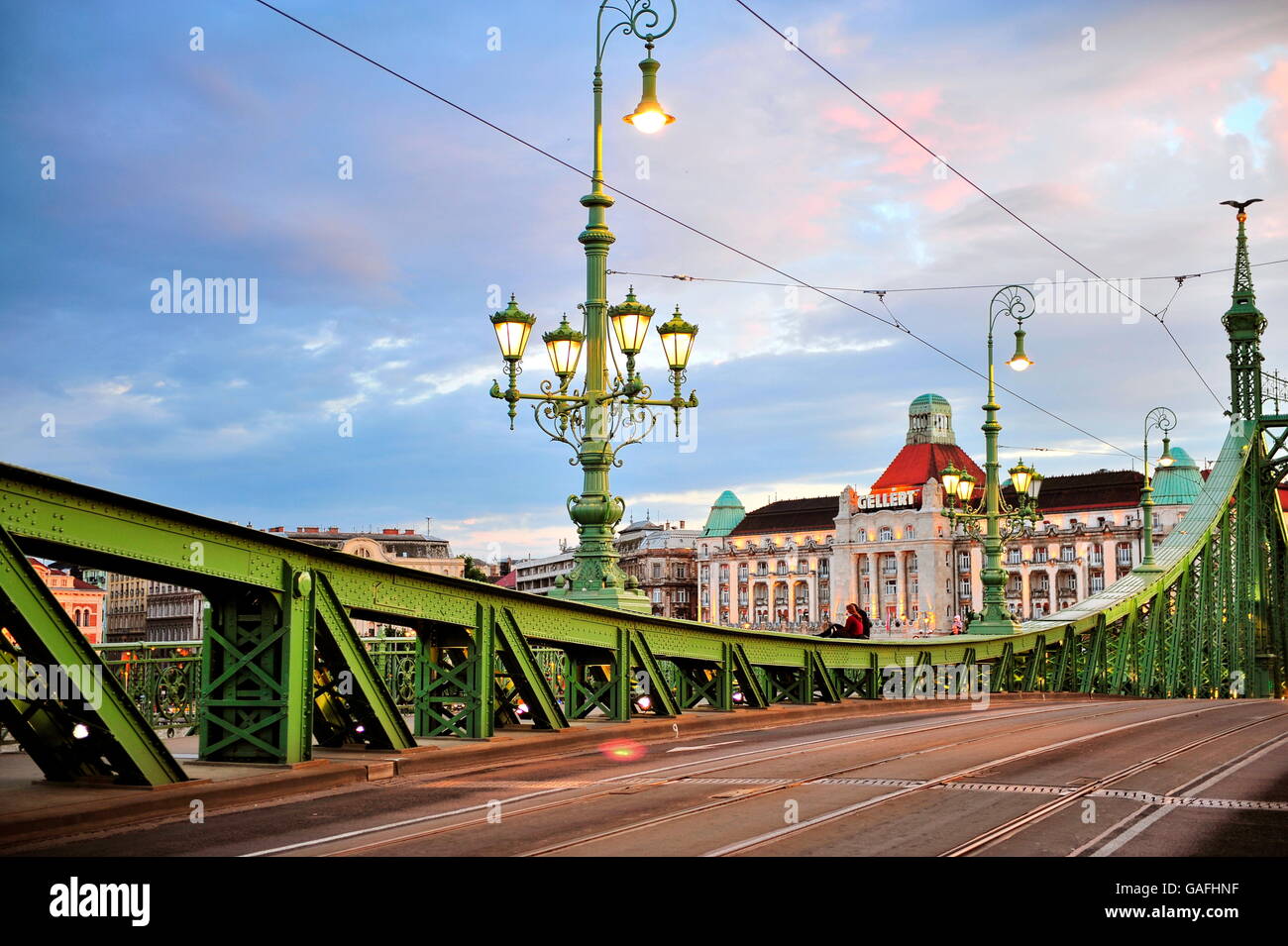 BUDAPEST, Ungarn - Mai 14: Blick auf die Brücke der Freiheit im Zentrum von Budapest am 14. Mai 2016. Nur redaktionelle Nutzung Stockfoto